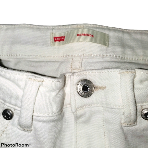 Levi's Youth White Bermuda Shorts - Girls 458 - Picture 6 of 7